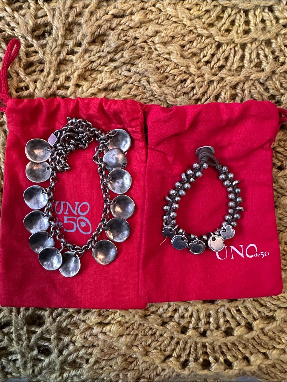 UNO de 50 Silver Hammered Coin Necklace and Beaded Bracelet Pair
